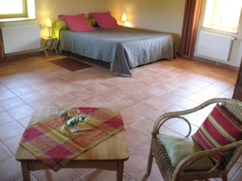 La Ferme Du Chapi Hotell Saint-Laurent-dʼOingt Rom bilde