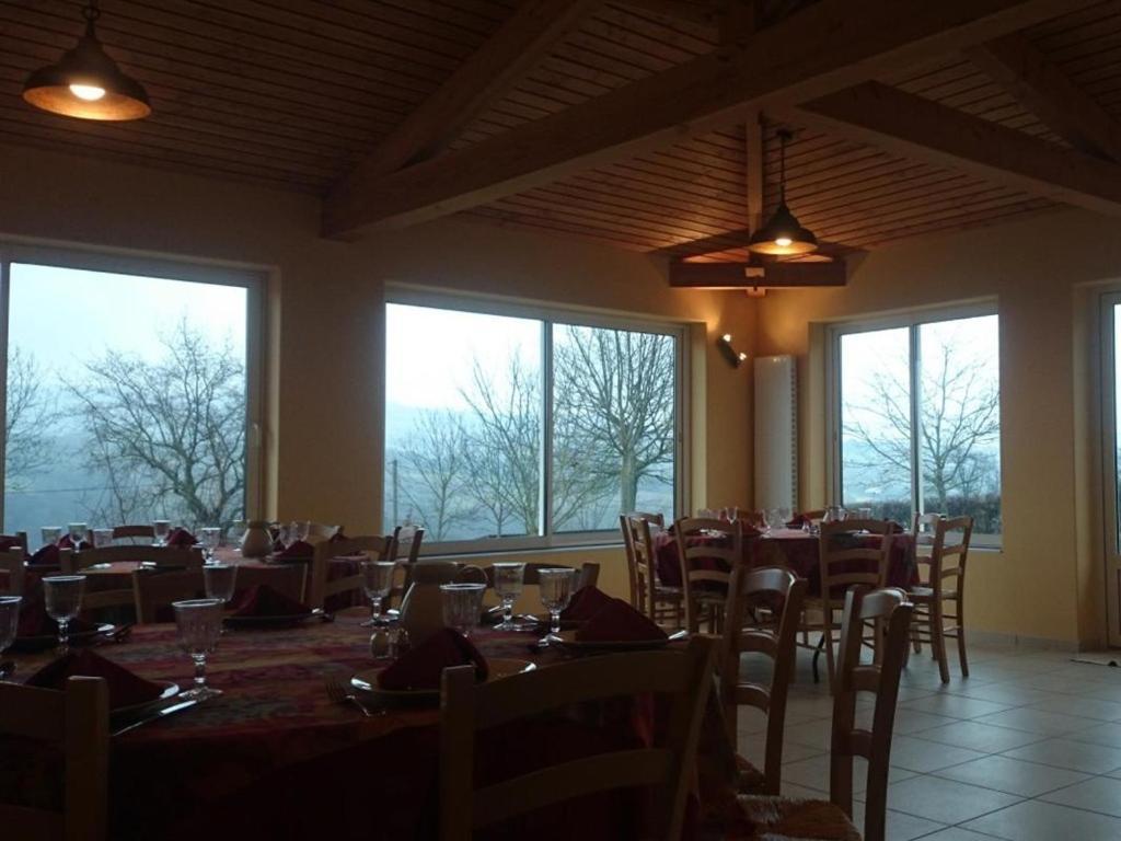 La Ferme Du Chapi Hotell Saint-Laurent-dʼOingt Eksteriør bilde